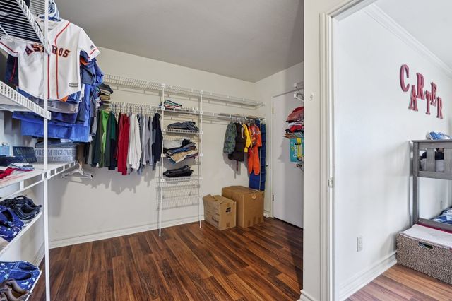 106 St Andrews Loop, Kerrville, TX 78028