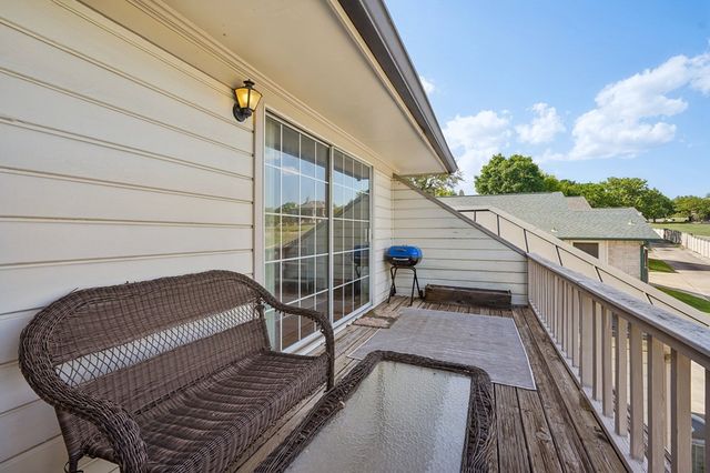 106 St Andrews Loop, Kerrville, TX 78028