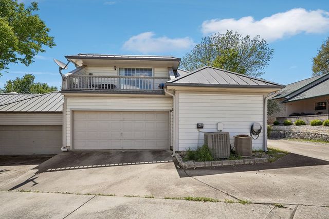 106 St Andrews Loop, Kerrville, TX 78028