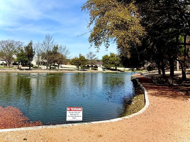 106 St Andrews Loop, Kerrville, TX 78028