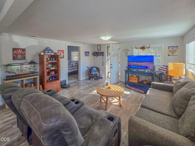 3757 Russell Road, Grants Pass, OR 97526