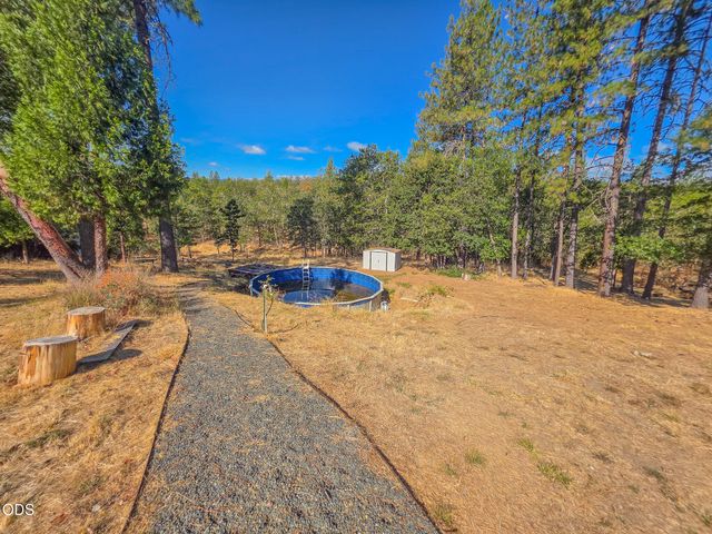 3757 Russell Road, Grants Pass, OR 97526