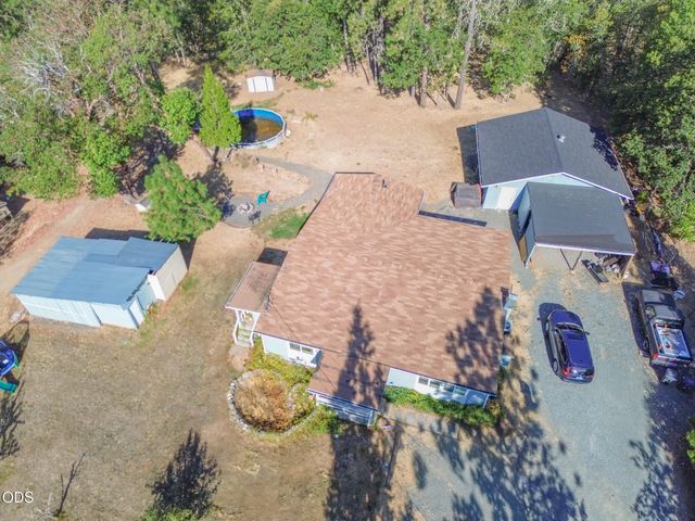 3757 Russell Road, Grants Pass, OR 97526