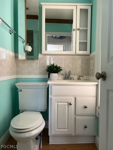 2579 2nd ST, Fort Myers, FL 33901