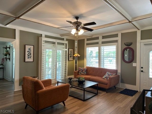 2579 2nd ST, Fort Myers, FL 33901