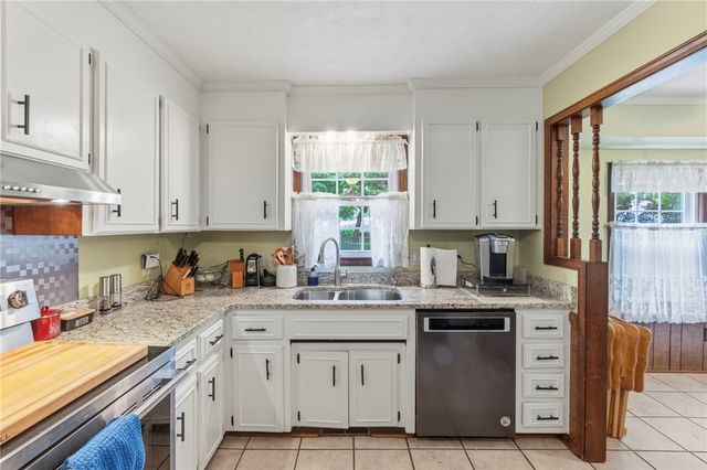 200 Pine Wood Drive, Greenville, SC 29607