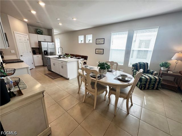 882 Friendship CIR, Labelle, FL 33935
