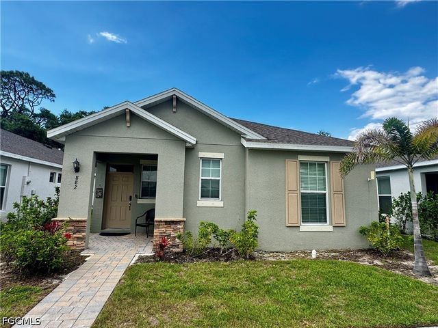 882 Friendship CIR, Labelle, FL 33935
