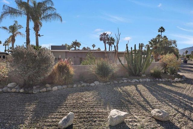 1617 E Paseo El Mirador, Palm Springs, CA 92262