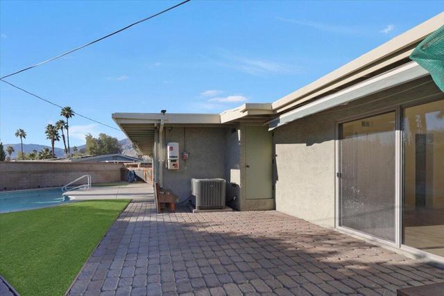 1617 E Paseo El Mirador, Palm Springs, CA 92262