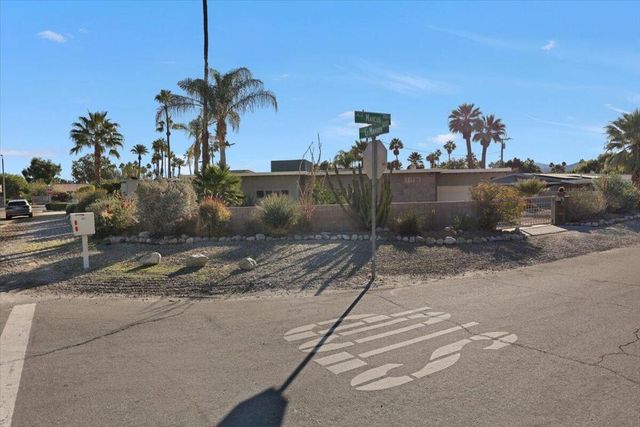 1617 E Paseo El Mirador, Palm Springs, CA 92262