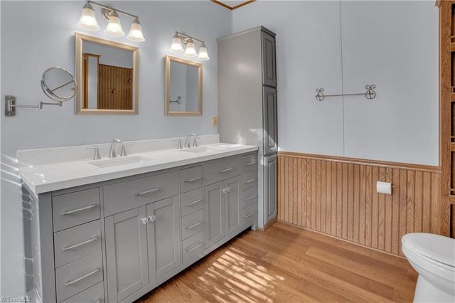 5507 Bridgeway Drive, Greensboro, NC 27406