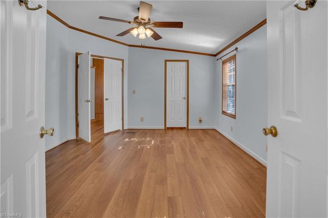 5507 Bridgeway Drive, Greensboro, NC 27406