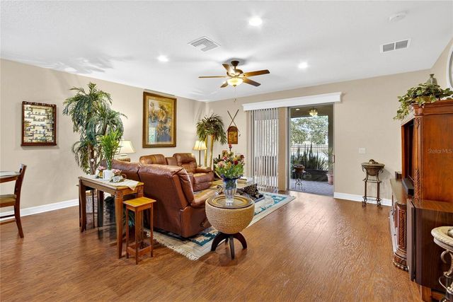 5242 FALLEN LEAF DRIVE, Riverview, FL 33578