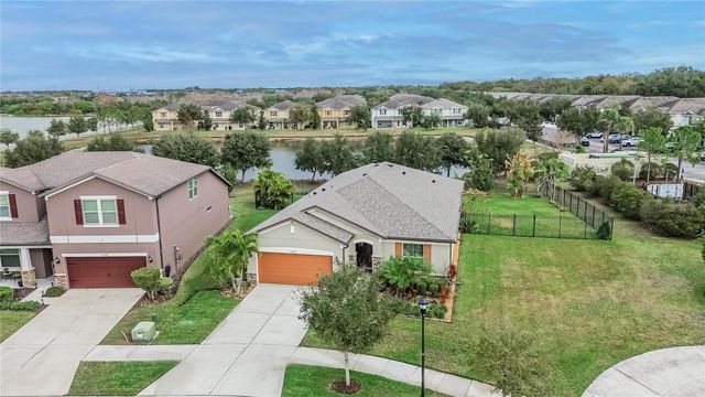 5242 FALLEN LEAF DRIVE, Riverview, FL 33578