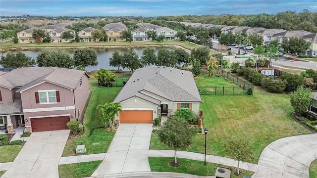 5242 FALLEN LEAF DRIVE, Riverview, FL 33578