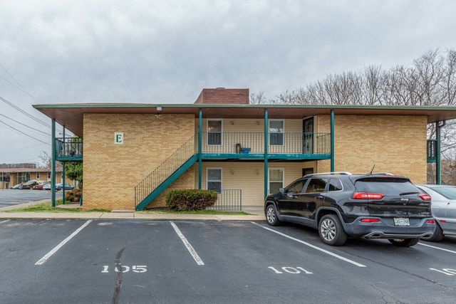 555 N DuPont Ave Apt E105, Madison, TN 37115