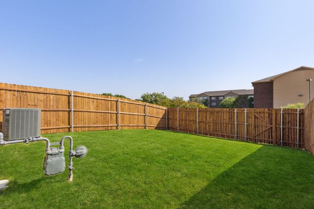 625 Hutchinson Lane, Lewisville, TX 75077