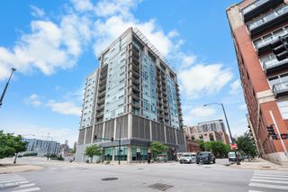 700 W Van Buren Street 1409, Chicago, IL 60607