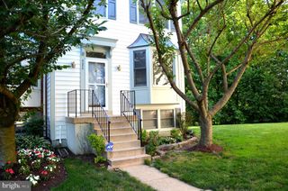 6086 JOUST LN, Alexandria, VA 22315