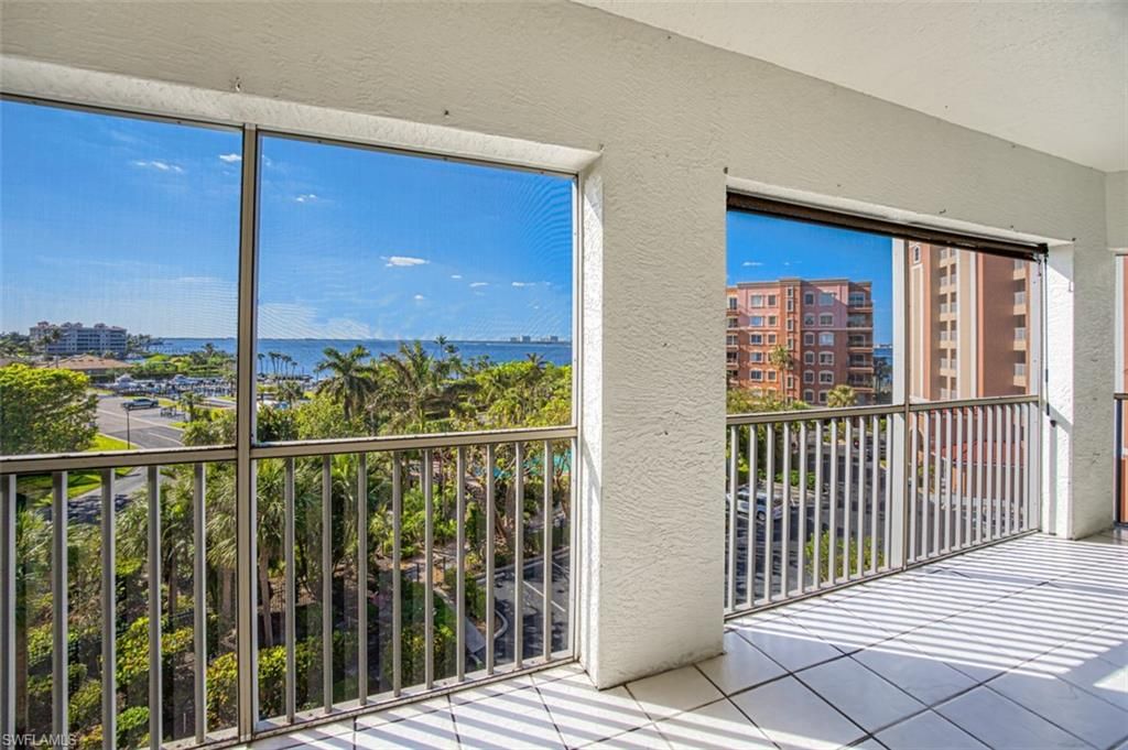 14817 Laguna DR 403, FORT MYERS, FL 33908 — photo 2