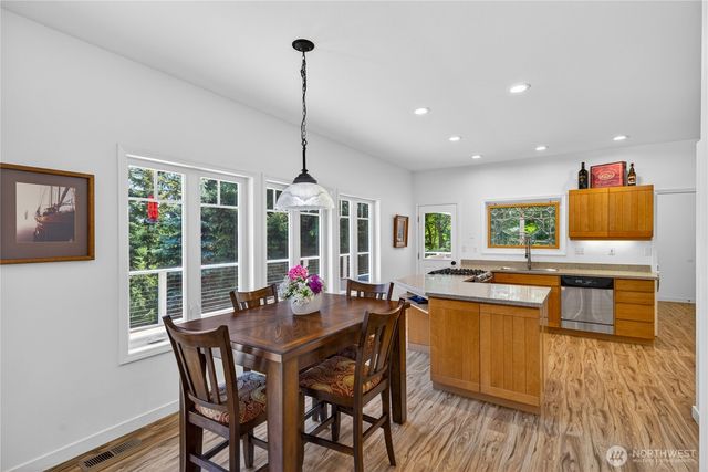 146 E Welcher Road, Coupeville, WA 98239