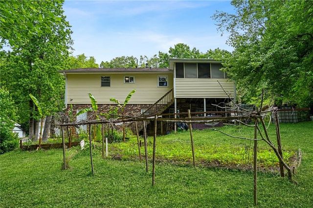 1476 Indian Forest Trail, Stone Mountain, GA 30083