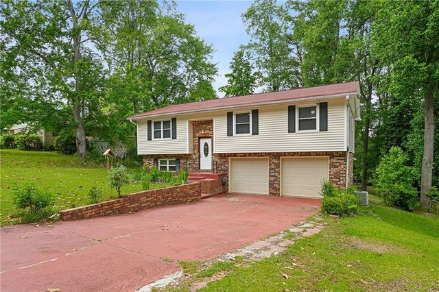 1476 Indian Forest Trail, Stone Mountain, GA 30083