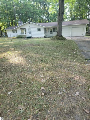 149 Deer Run Drive, Au Gres, MI 48703