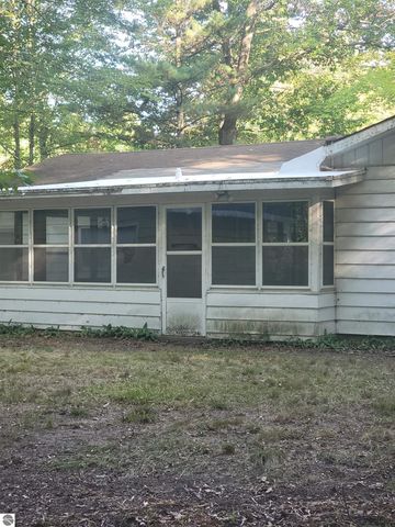 149 Deer Run Drive, Au Gres, MI 48703