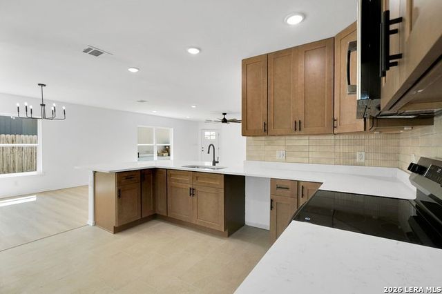 7530 ORIENTAL TRL, San Antonio, TX 78244