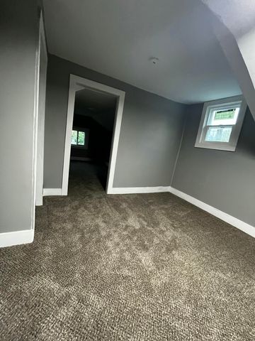 1135 Holt Street, Muskegon, MI 49442