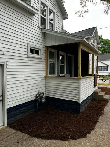 1135 Holt Street, Muskegon, MI 49442