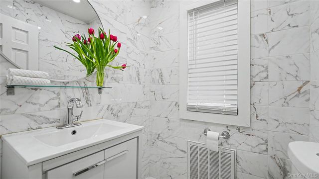370 Summit Avenue, Mount Vernon, NY 10552