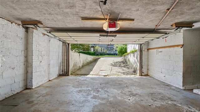 370 Summit Avenue, Mount Vernon, NY 10552