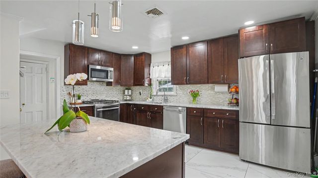 370 Summit Avenue, Mount Vernon, NY 10552