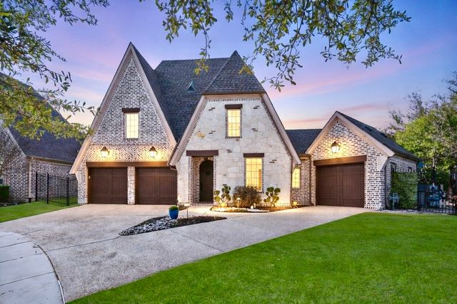 932 Charles River Court, Allen, TX 75013