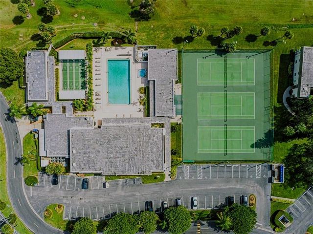 27 Pine Arbor Lane 205, Vero Beach, FL 32962