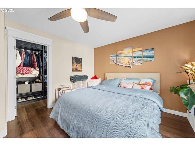 1676 Se 3RD St, Astoria, OR 97103