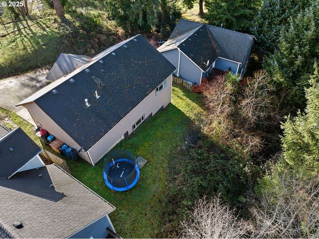 1676 Se 3RD St, Astoria, OR 97103