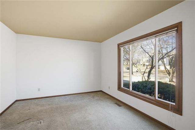 11947 harrison Drive, Kansas City, MO 64146