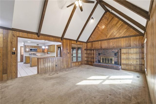 11947 harrison Drive, Kansas City, MO 64146