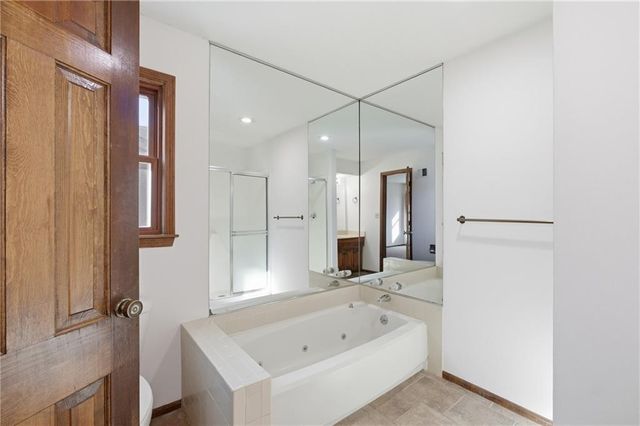 11947 harrison Drive, Kansas City, MO 64146