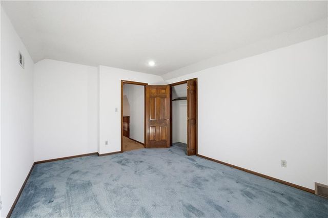 11947 harrison Drive, Kansas City, MO 64146