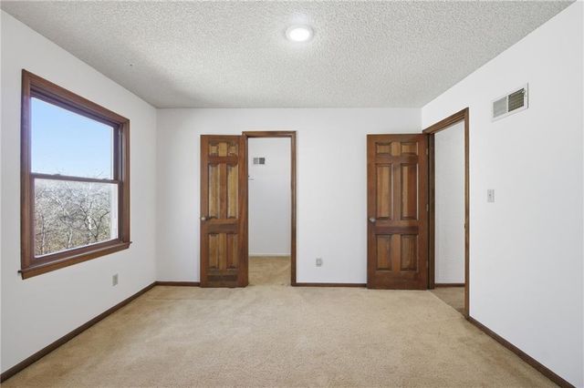 11947 harrison Drive, Kansas City, MO 64146