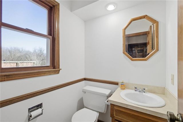 11947 harrison Drive, Kansas City, MO 64146