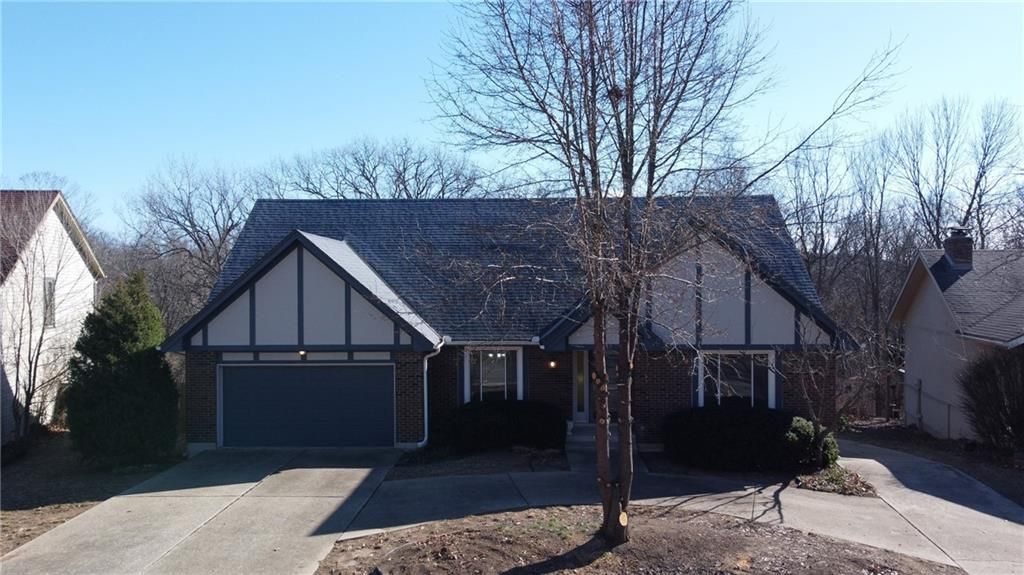 11947 harrison Drive, Kansas City, MO 64146