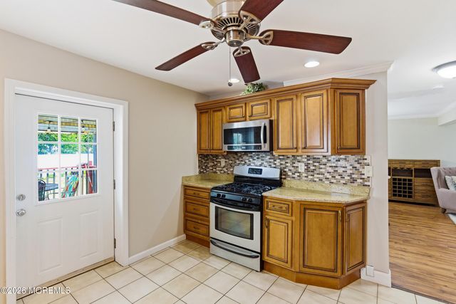222 Raritan Street, Keyport, NJ 07735
