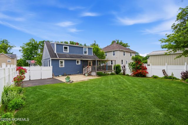 222 Raritan Street, Keyport, NJ 07735