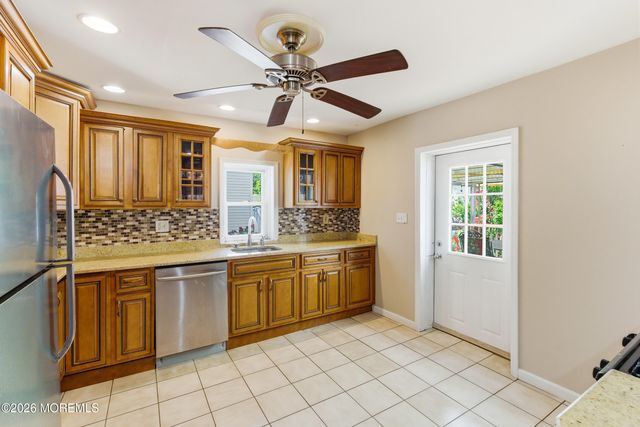 222 Raritan Street, Keyport, NJ 07735